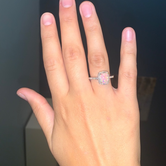 Faux Opal Ring - Picture 2 of 4